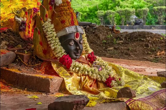 Sri Nagamman Koil & Snake amman god temple & Snake god temple, state highway 121, Kelambakkam - Vandalur Road, Rathinamangalam, Vengambakkam, chennai, Tamil Nadu-600048. famous temple in tamilnadu.