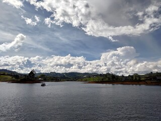 Embalse Pe&ntilde;ol-Guatap&eacute;, Colombia