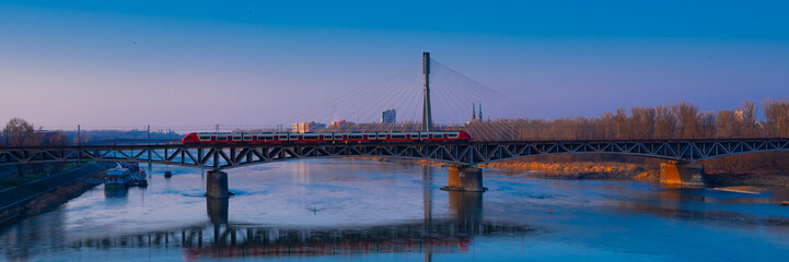 2025-02-09; Railway bridge across the Vistula River, Warsaw, Poland