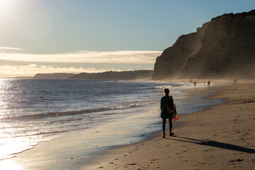 Naklejka premium Strandspaziergang am Strand von Lagos 