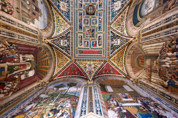 Obraz premium Piccolomini Library Ceiling Frescoes - Siena, Italy