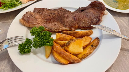 lamb chops with potatoes