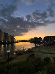 Fototapeta premium sunset over the city