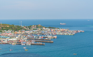 Fototapeta premium Fisherman village of sameasan (Sattahip Chonburi, Thailand) 