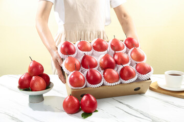 New Zealand Red Skinned Pears Gift Box Display Fresh Imported Fruit Closeup