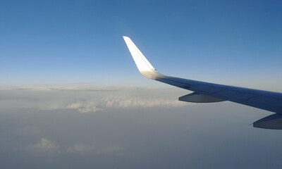 wing of airplane