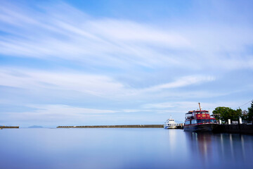 彦根市　琵琶湖畔の風景
