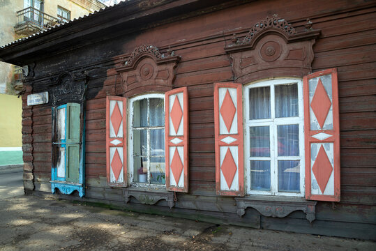 An old wooden house on Karl Liebknecht Street. The historical center of Irkutsk, Russia