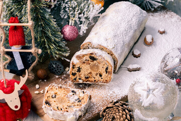 クリスマスのイメージ　シュトーレン