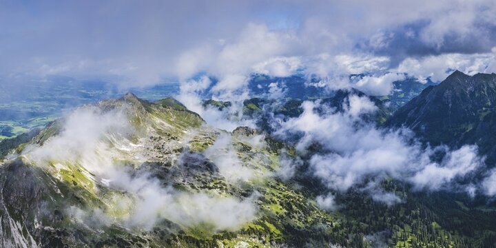 Panorama from the Nebelhorn, 2224m, to the Entschenkopf, 2043m and into the cloudy Retterschwanger Tal, Allg&auml;u Alps, Allg&auml;u, Bavaria, Germany