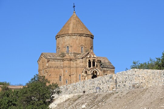 10th century Akdamar Armenian Church of the Holy Cross, Akdamar Island, Turkey