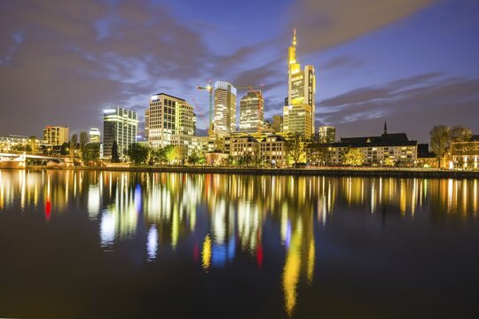 Skyline and banking district after sunset, twilight, Tower 185, Commerzbank, HelaBa, Hessische Landesbank, Frankfurt am Main, Hesse, Germany