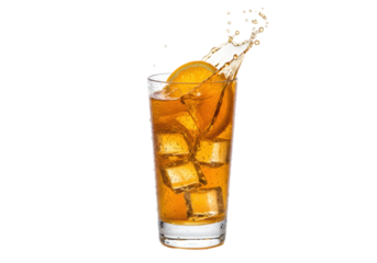 highball glass with golden-amber apple juice, clear ice, and an orange slice garnish, showing a dynamic, frozen liquid splash on a transparent background. concept for beverage advertising