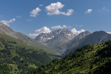 Fototapeta premium Mountain view in the Arves massif, French Alps