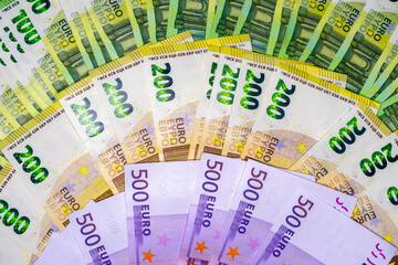 500, 200 and 100 euro banknotes