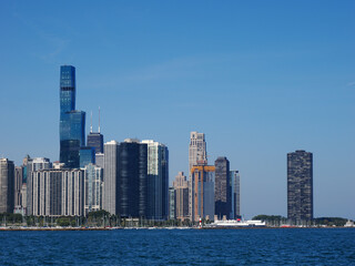 Fototapeta premium Modern Chicago shoreline dominated by St. Regis Tower and waterfront harbor