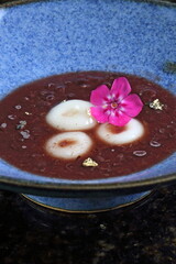 Anko Zenzai, a typical Japanese dish made with red bean paste. Ingredients: anko (red bean paste), water, kosher salt, mochi (chicken breast).