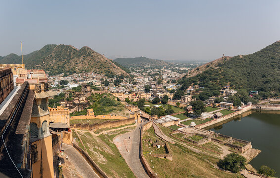 Amber Fort Watchtower and Walls &ndash; Ancient Hill Fort in Jaipur 