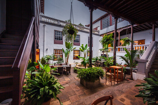 Historischer Innenhof in San Crist&oacute;bal de La Laguna, Teneriffa