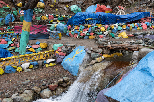 colorful rocks in a mountainvillage in Maroc