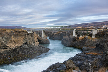 Outono na Islandia, terro do gelo e do fogo