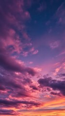 Obraz premium Colorful Dramatic Sunset Sky with Pink and Purple Clouds