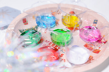 カラフルな調合したレジン液