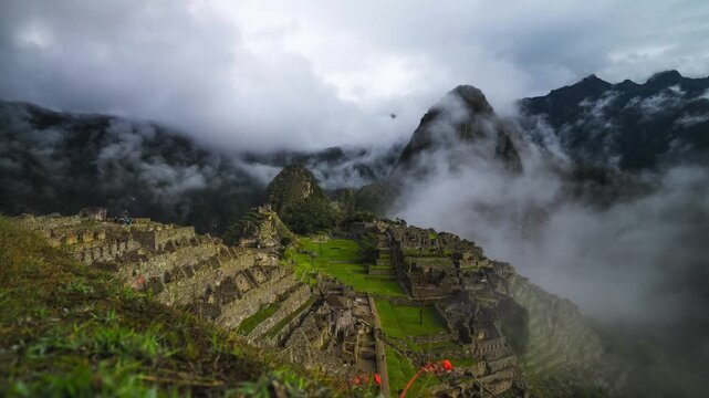 Machu Pichhu morning sunny sunrise low foggy fog cloud movement Peru Per&uacute; Time lapse Classic Circuit 2 Hauny Picchu Mountain ancient Inca temple ruins citadel structure tourists guided tour static