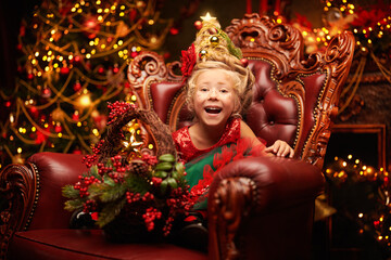 Naklejka premium Joyful Holiday Smile