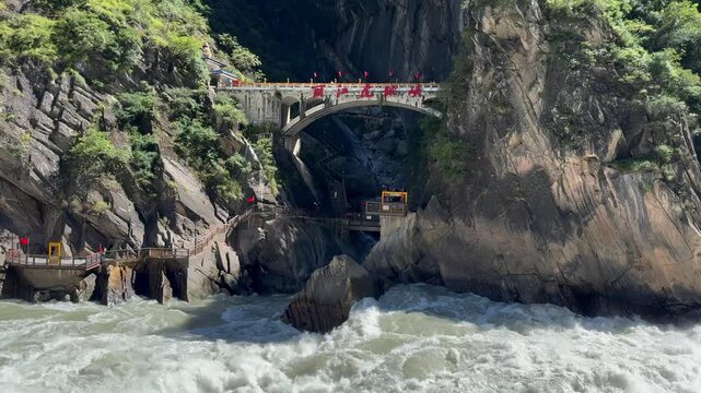 Scenic view of Tiger Leaping Gorge on the Yangtze River in Yunnan province, China.
