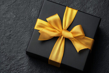 Weihnachtsgeschenk in schwarz als Symbol f&uuml;r Black Friday