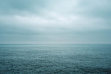 Fototapeta premium Overcast gray sky as a calm backdrop for photography and marketing visuals