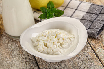 Grain cottage cheese with sour