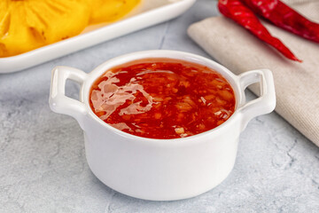 Sweet and spicy chili pineapple sauce