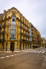 Obraz premium Dans les rues de Saint-Sébastien, sur la côte Basque en Espagne