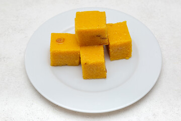 Kesari – dessert indien traditionnel à base de semoule. 