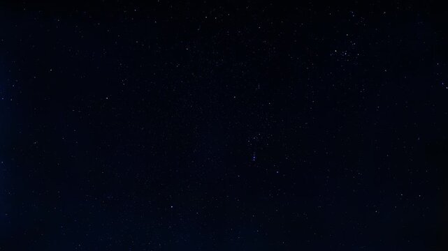 Starry Sky over Sayama Lake &mdash; Orion Watches the Winter Night - 4K SDR