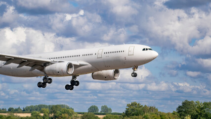 A330 landing, RAF Brize Norton