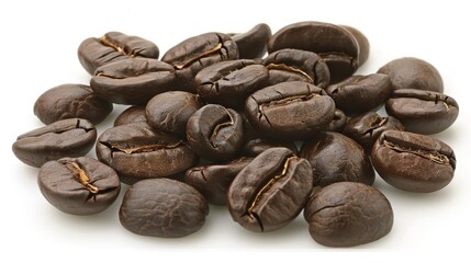 Naklejka premium Close up of roasted arabica coffee beans piled on a white background for coffee enthusiasts
