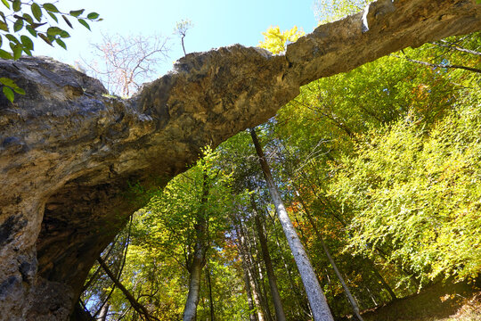 Geological wonder - a stone arch - geologisches Wunder, ein Felsbogen