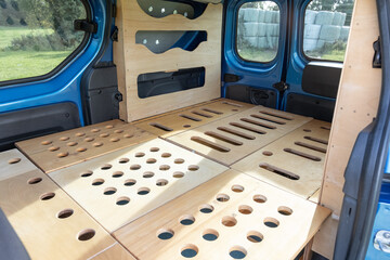 selbstgebauter Campervan diy 