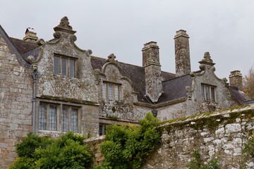 przybliżenie na brytyjską architekture dworku w Trerice - Kornwalia - Zjednoczone Królestwo