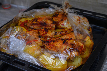 Aromatic Chicken Thighs with Potatoes from Oven
