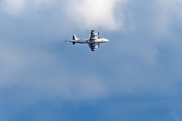 航空自衛隊の輸送機が上空を通過する。
沖縄県那覇市那覇泊港
沖縄の海の玄関口、那覇泊港。
慶良間諸島の座間味島等へゆく高速ジェットフェリー。
クイーンざまみ3号に乗船した。
2025

