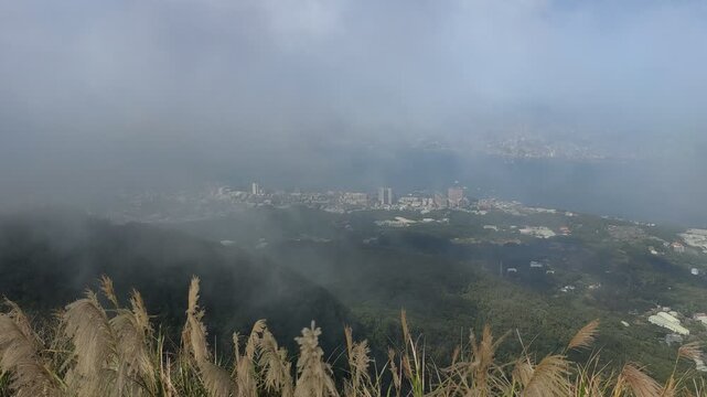 Guanyin Mountain: Tough Guys Lead the Way in the Scenery, New Taipei City, Taiwan