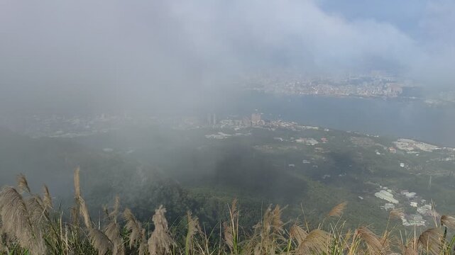 Guanyin Mountain: Tough Guys Lead the Way in the Scenery, New Taipei City, Taiwan