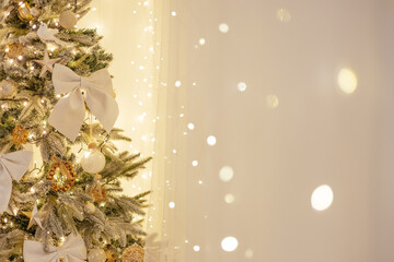 Defocused or shallow focus images with amazing bokeh and Christmas lights of a beautiful decoration. 