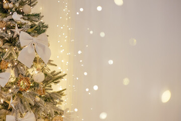 Defocused or shallow focus images with amazing bokeh and Christmas lights of a beautiful decoration.