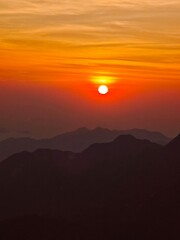 Fototapeta premium sunset over the mountains