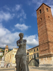 D&eacute;tail de statue dans la ville de Pietrasanta